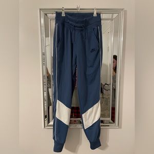 Nike Joggers